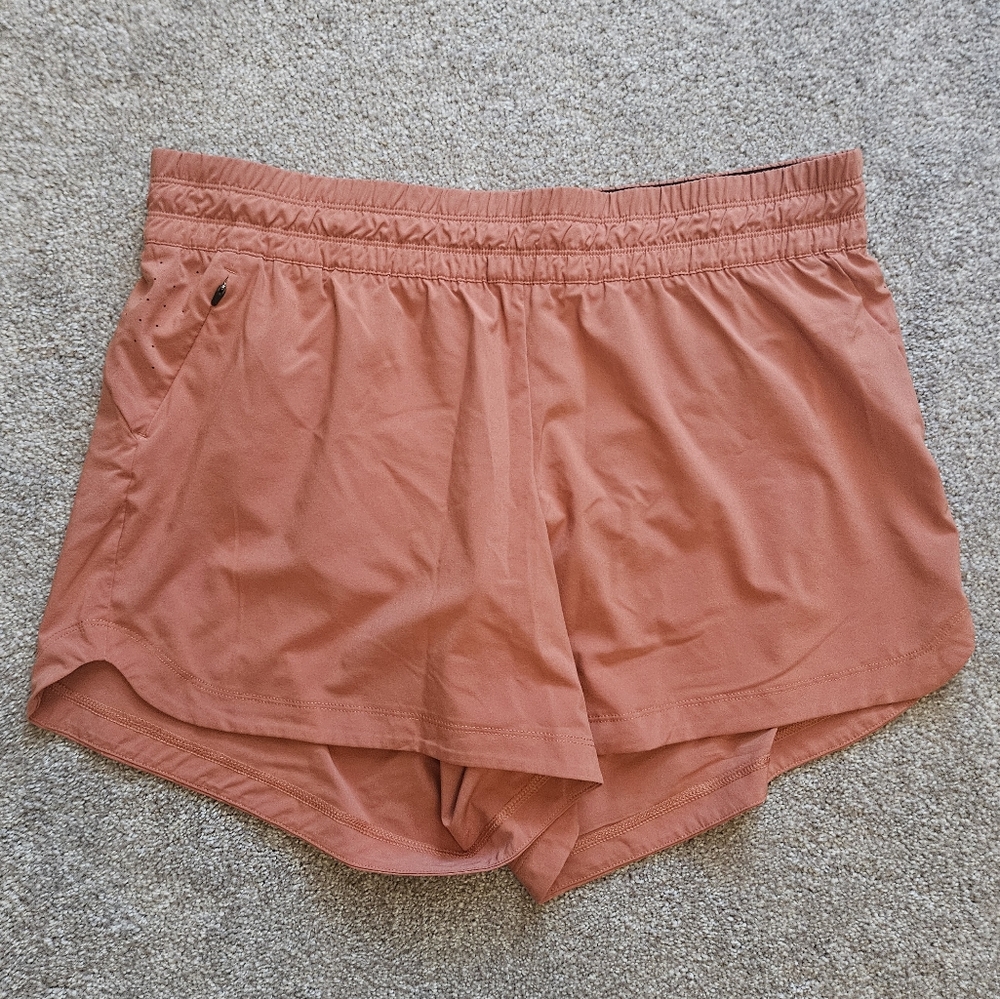 REI Active Pursuits 4.5" Short